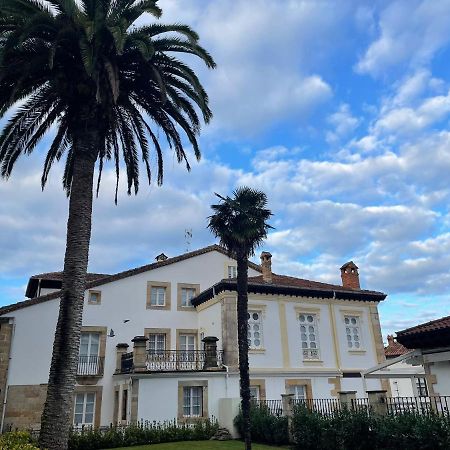 Apartamentos Turisticos Las Animas Comillas Kültér fotó